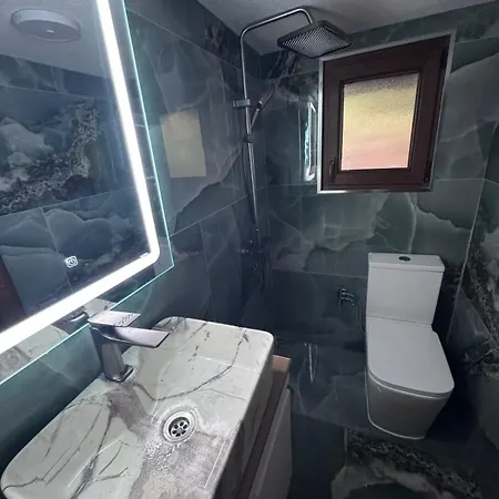 بيت خشبي Private Flori
