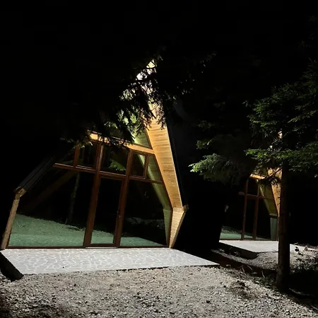 Private Flori Valbone