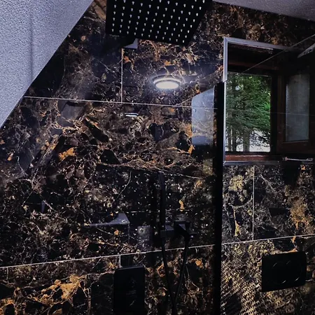 Private Flori Orman Evi