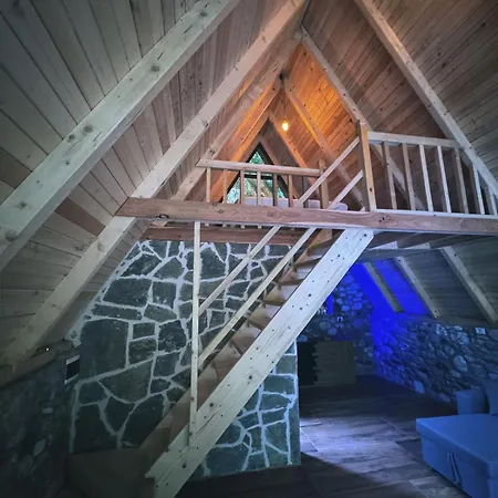 Private Flori 山林小屋 *