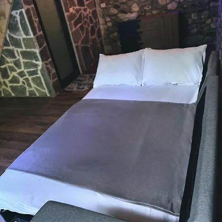 Private Flori Gerendaház Valbona