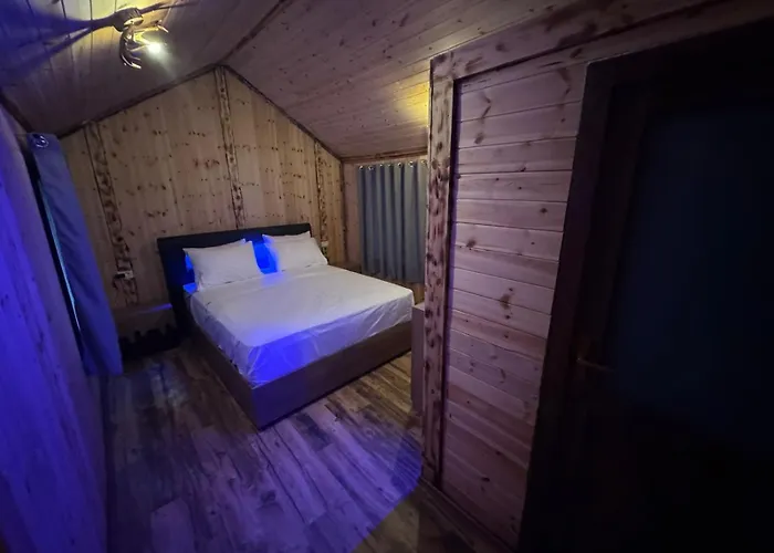 Private Flori Jaktstuga Valbona