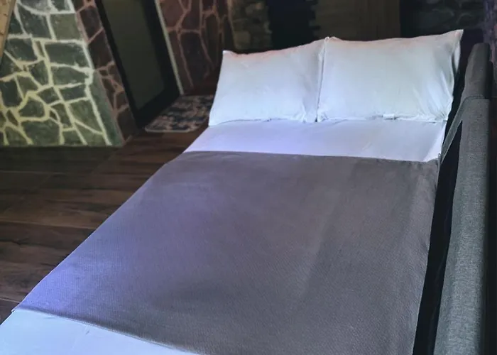 Private Flori Jaktstuga Valbona